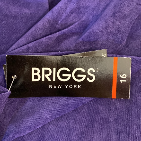 New BRIGGS New York size 16 zip up jacket with shoulder pads. Purple - Picture 5 of 7